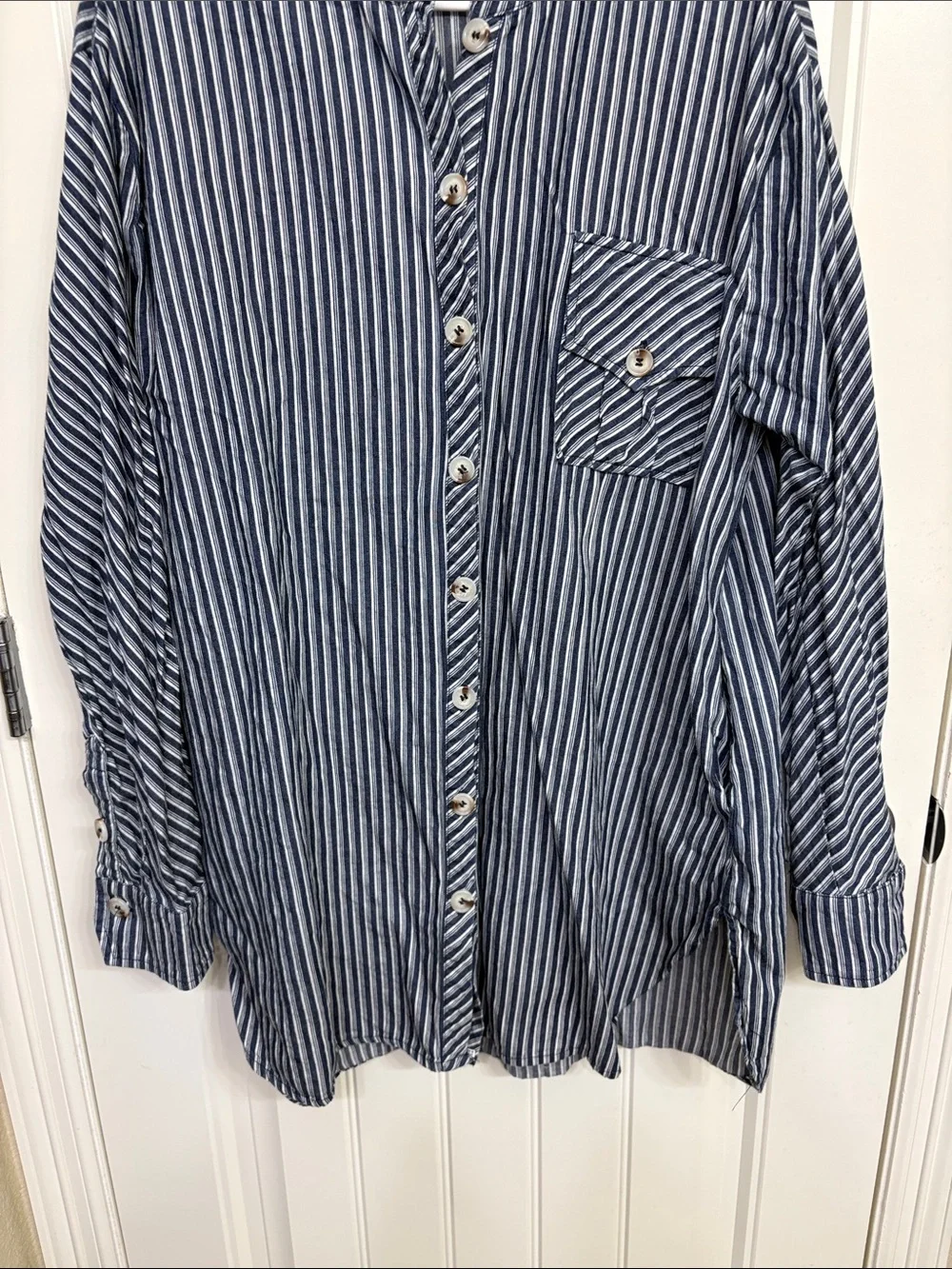 Saint‎ Geraldine Women's Navy and White Striped Button-Down Tunic Shirt Dress